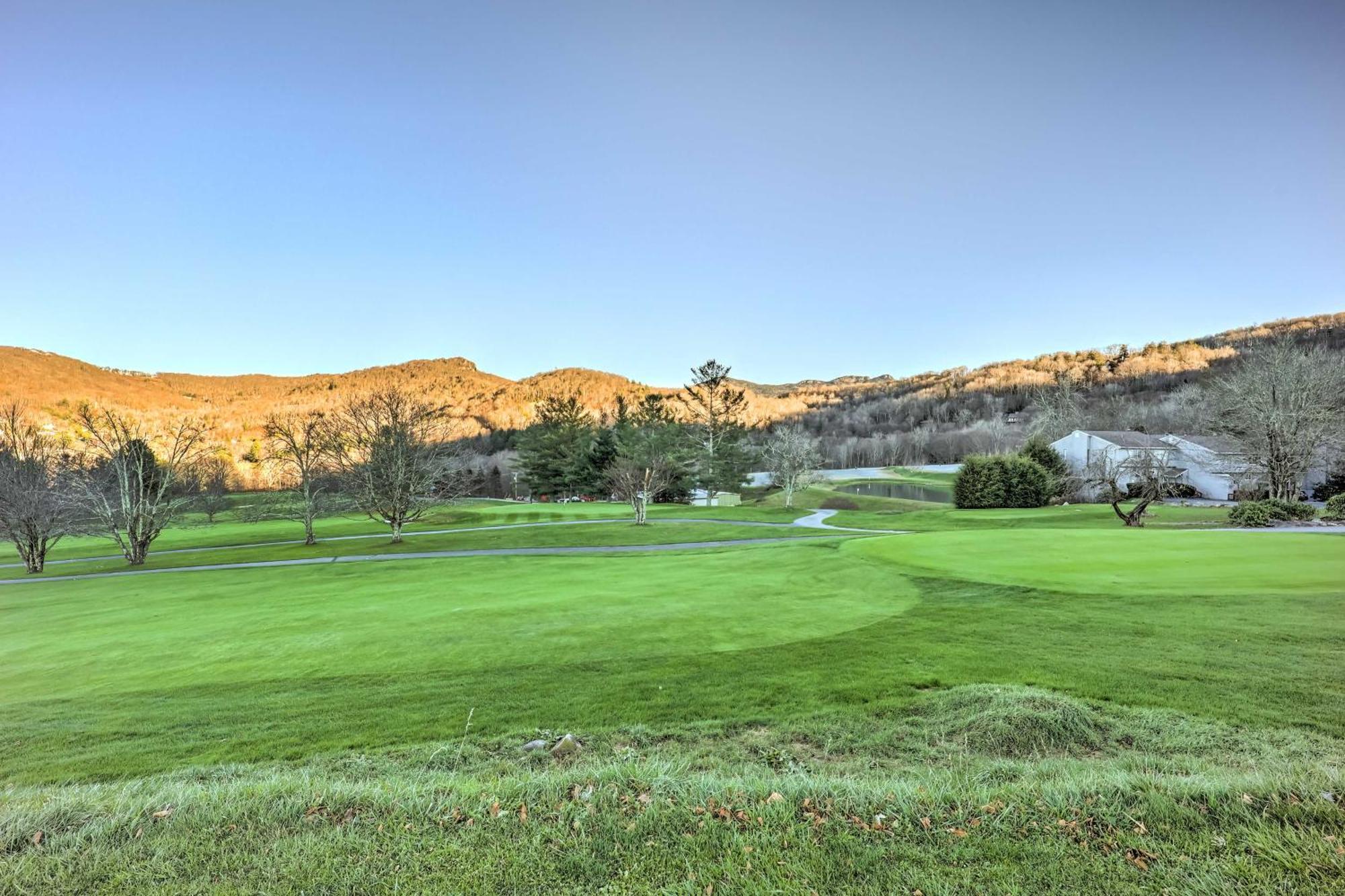 Sugar Mountain Condo With Aandc - Walk To Ski And Golf! Exteriör bild