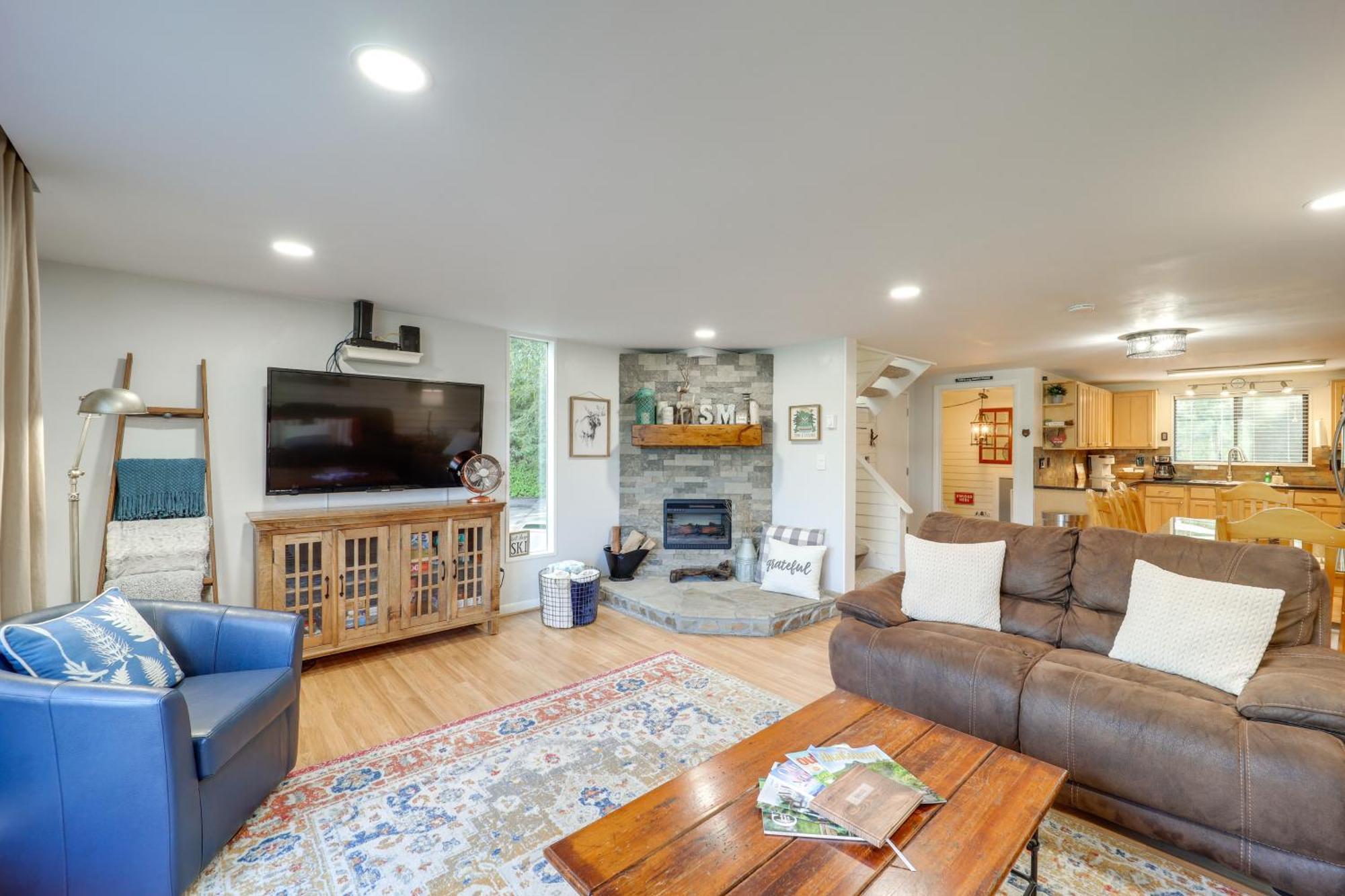 Sugar Mountain Condo With Aandc - Walk To Ski And Golf! Exteriör bild